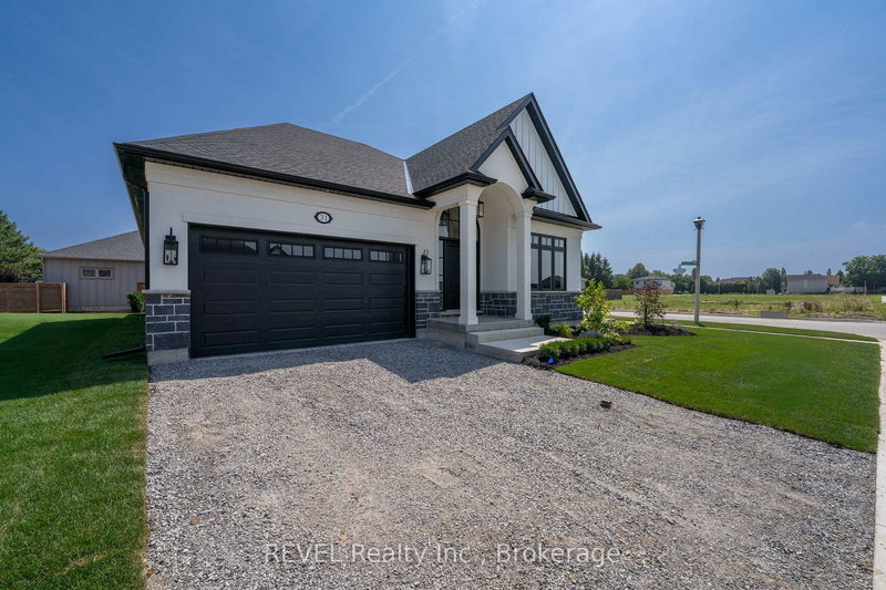 31 Harvest Dr, Niagara-on-the-Lake, L0S 1J0 | Image 2