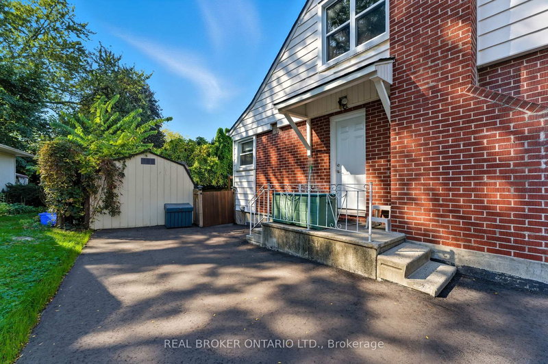 36 Gibson Dr, Norfolk, N3Y 3L3 | Image 3