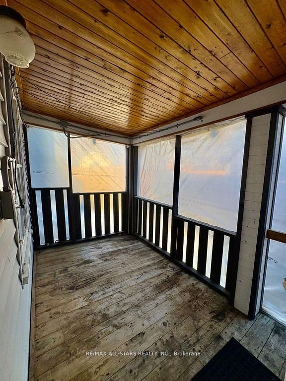 Detached House for sale at 280 Lansdowne Street, Peterborough, Ontario, K9J 1Y8 - Ashburnham Ward 4 - MLS: X12655688