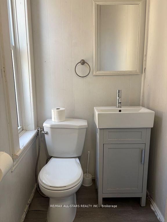 Detached House for sale at 280 Lansdowne Street, Peterborough, Ontario, K9J 1Y8 - Ashburnham Ward 4 - MLS: X12655688