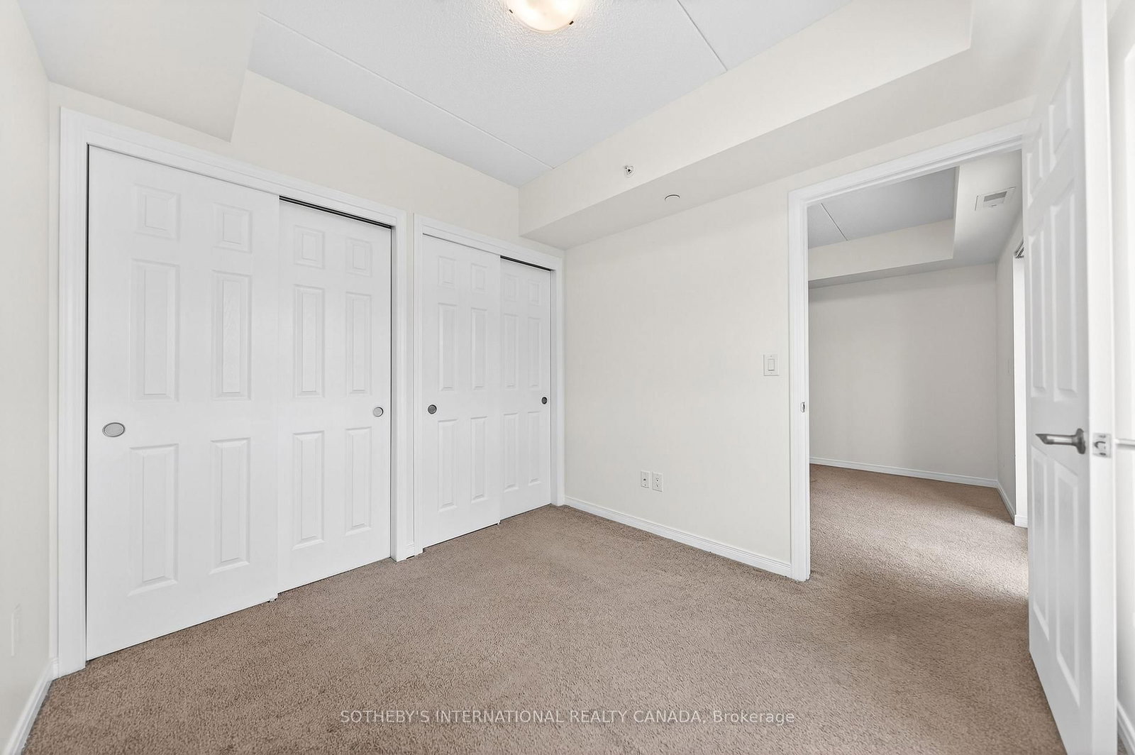 Listing Image 30