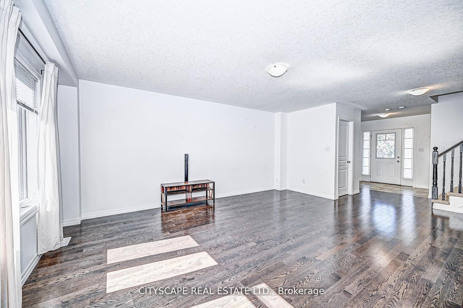 6 Castlebay Street - Photo 11