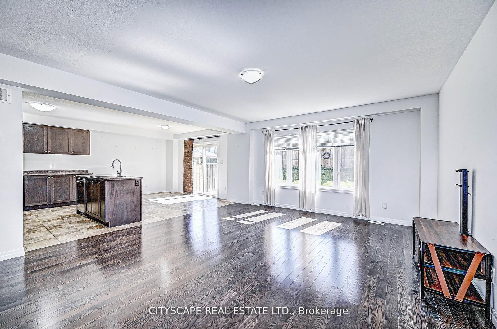 6 Castlebay Street - Photo 14