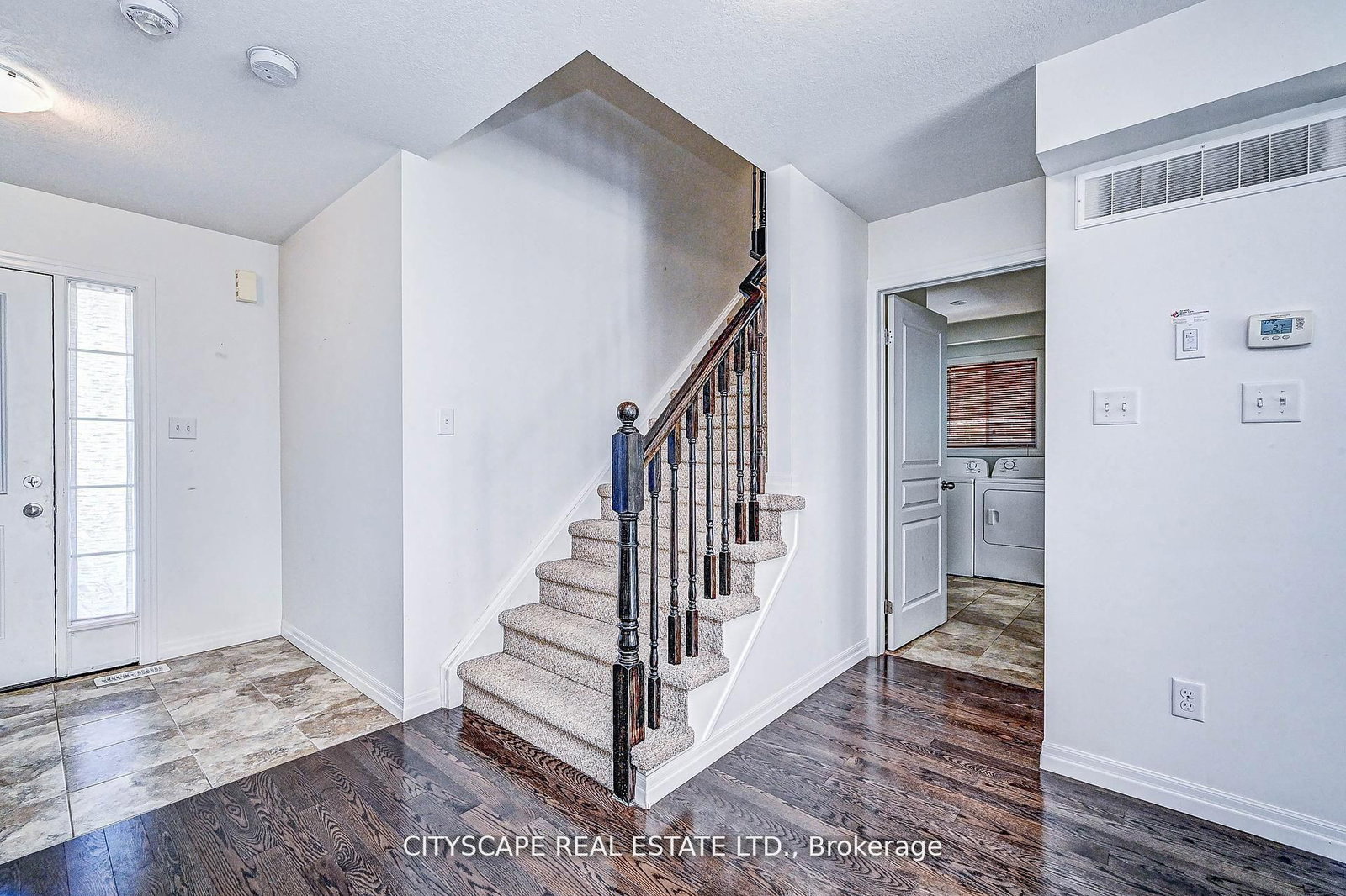 6 Castlebay Street - Photo 23