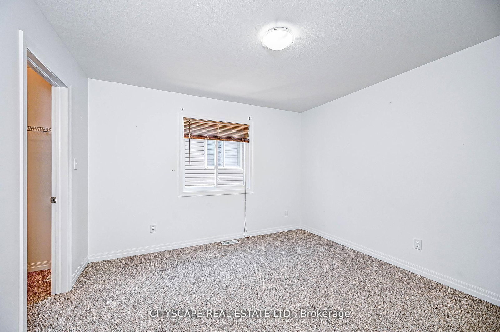 6 Castlebay Street - Photo 32