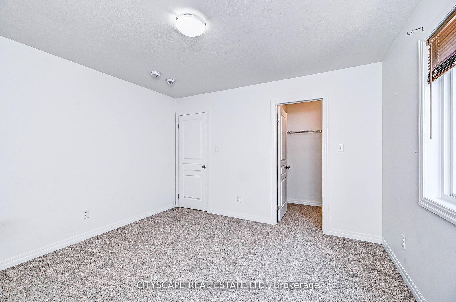 6 Castlebay Street - Photo 36