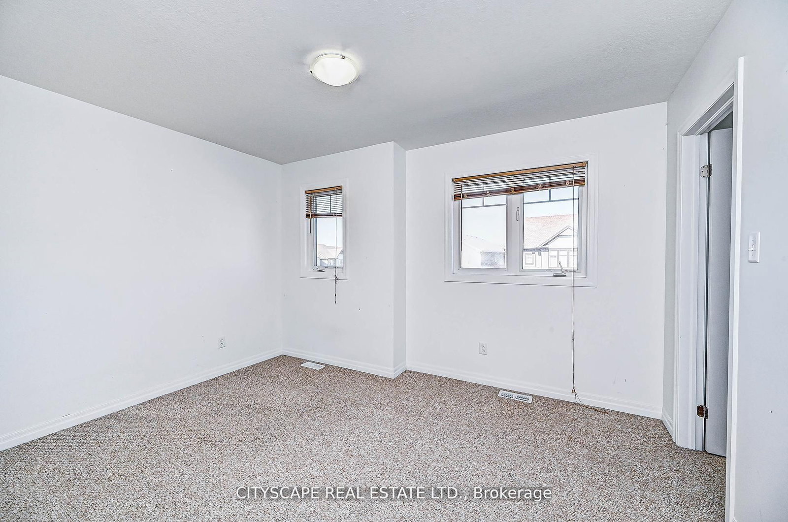 6 Castlebay Street - Photo 38