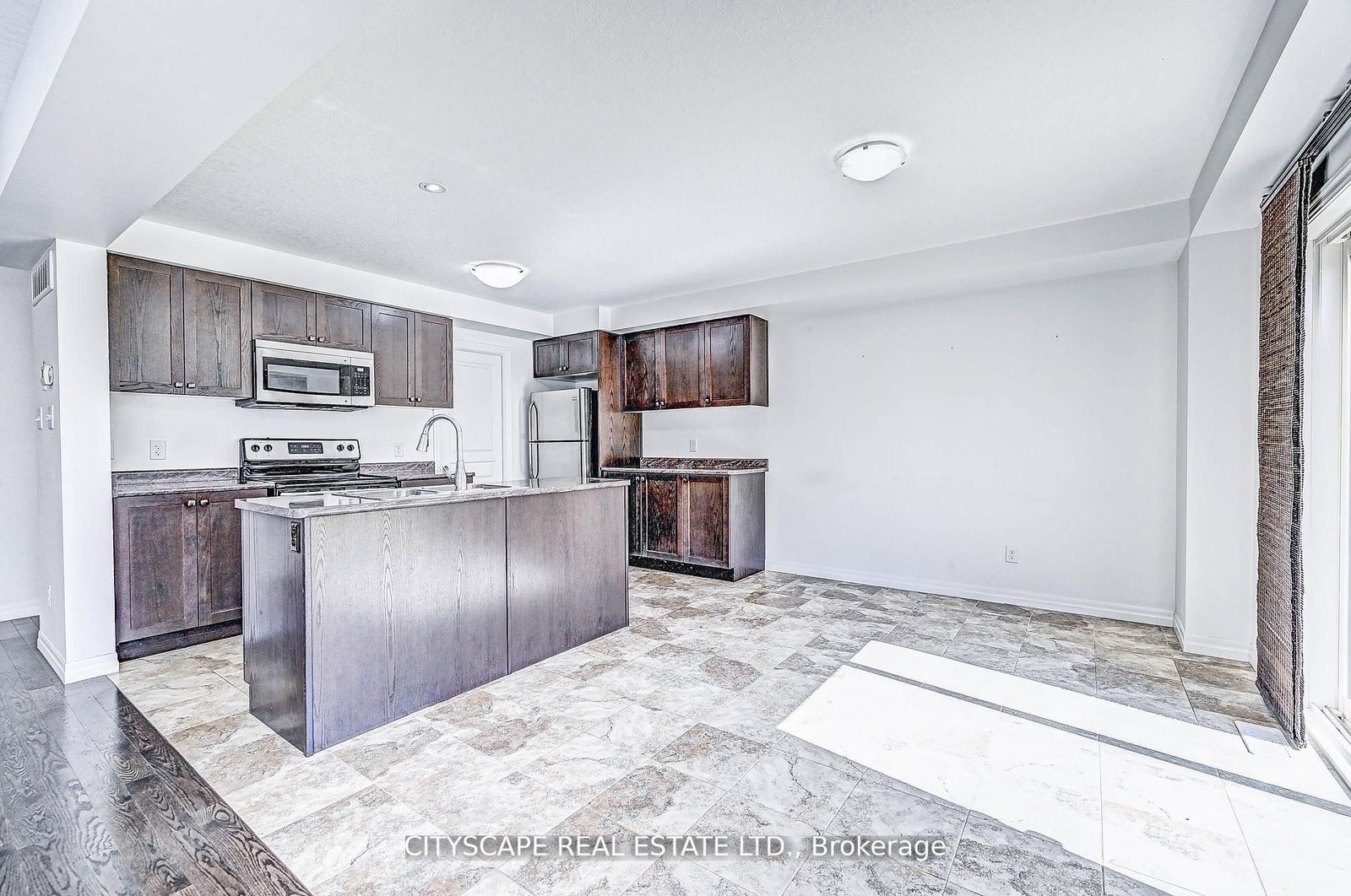 6 Castlebay Street - Photo 5