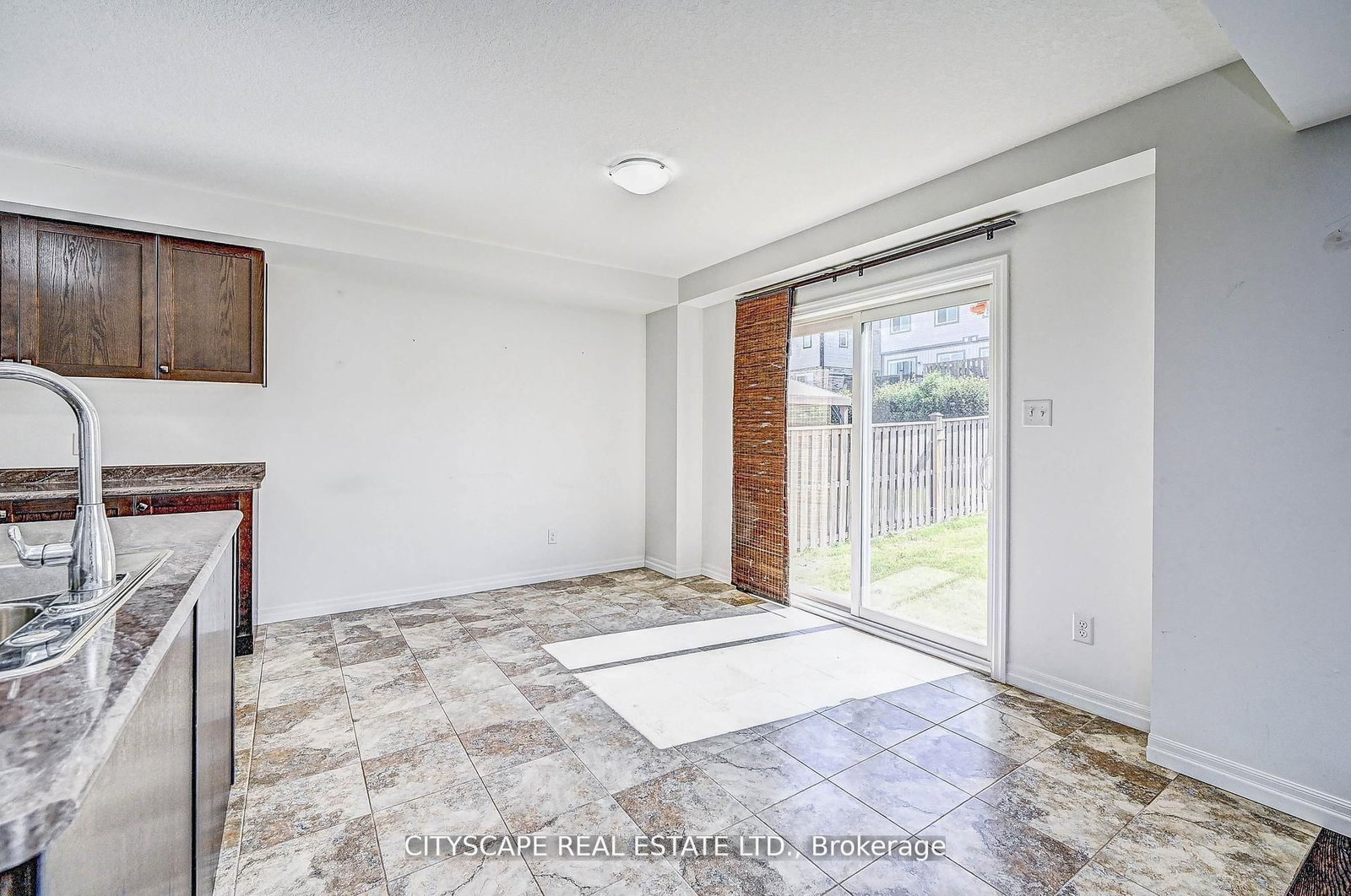 6 Castlebay Street - Photo 6