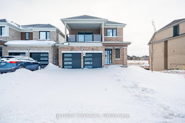 Main - 54 Debois Street