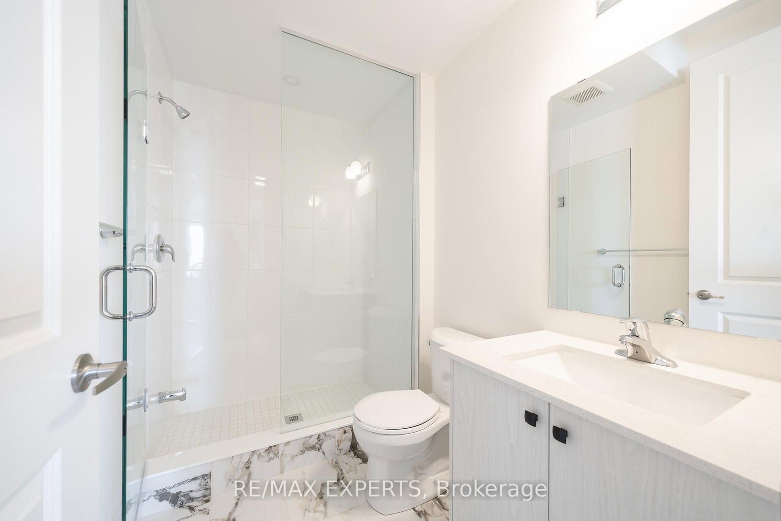 54 Debois Street, Unit Main - Photo 11