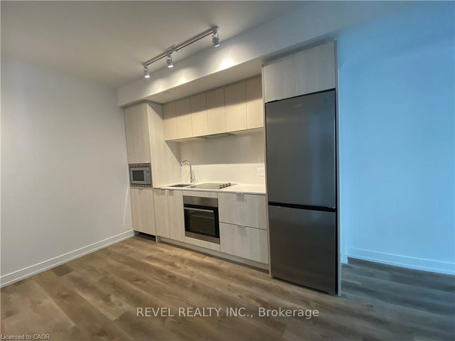 1217 - 1 Jarvis Street