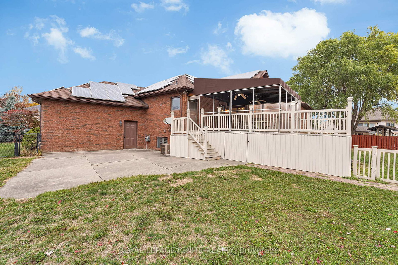 Listing Image 7