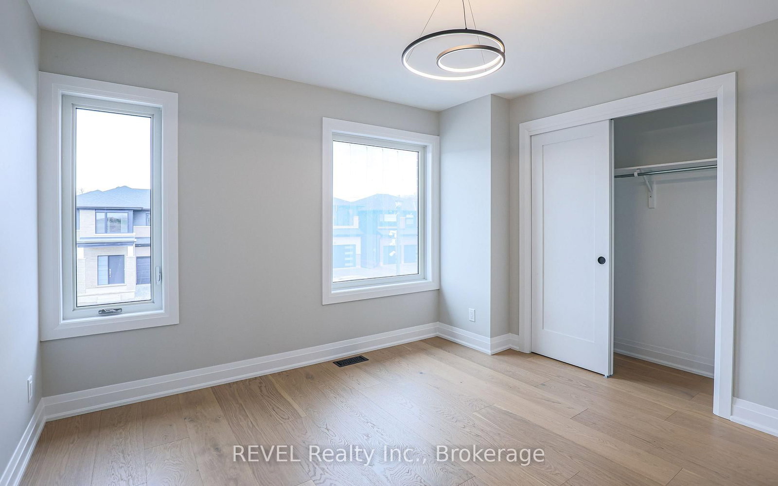 Detached House for sale at 111 Acacia Road, Pelham, Ontario, L0S 1E6 - Fonthill - MLS: X12656590