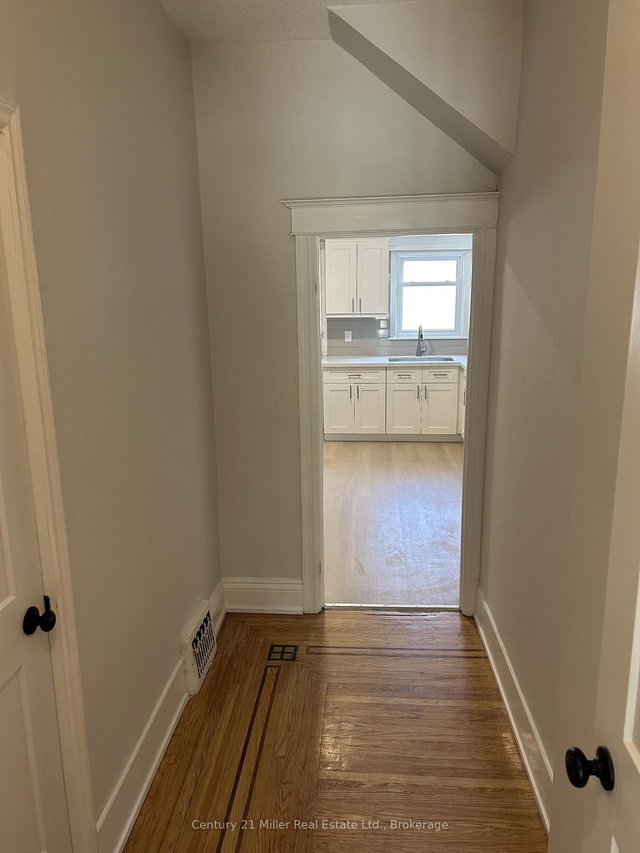 Main - 307 Cumberland Avenue