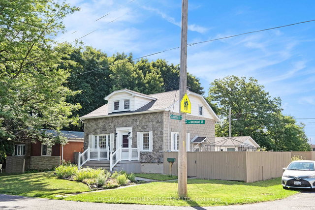 1318 Brookline Avenue