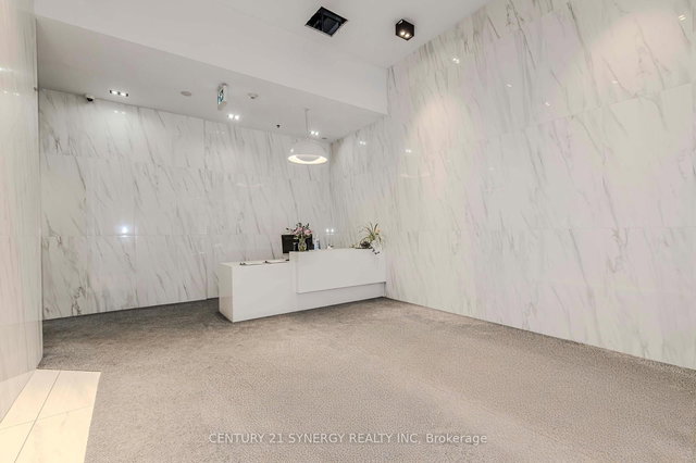 1209 - 203 Catherine Street