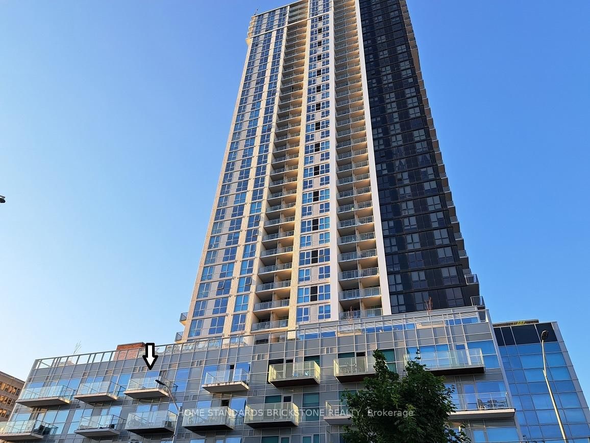 Condo for sale at 405-60 Frederick Street, Kitchener, Ontario, N2H 0C7 - MLS: X12659810