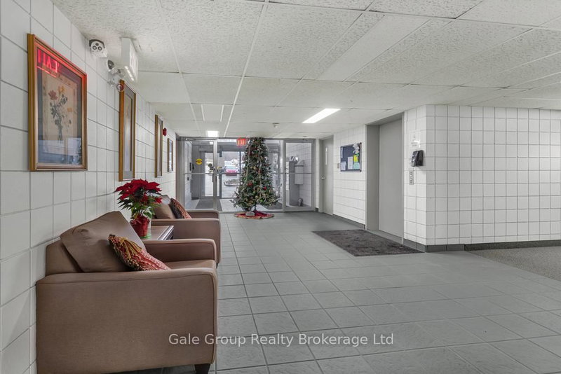 302 - 163 FERGUSON Dr, Woodstock, N4V 1B1 | Image 3