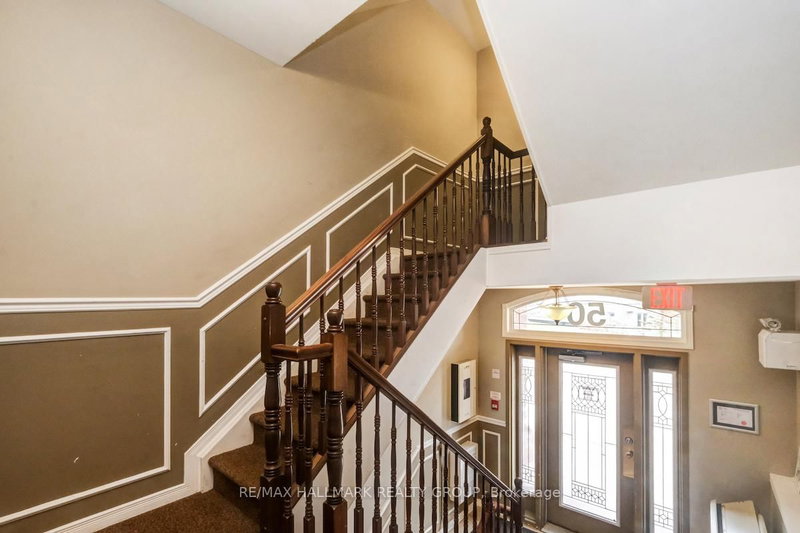 4 - 50 BRIARGATE, Ottawa, K4A 0C3 | Image 2