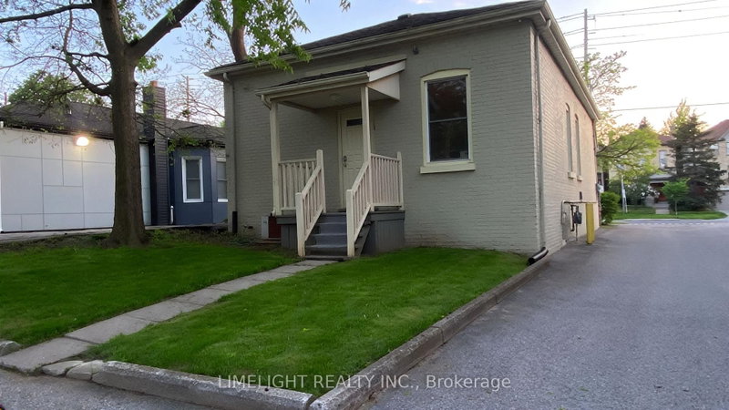 610 Colborne St photo 3