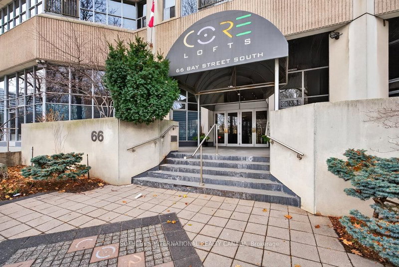 305 - 66 Bay St S, Hamilton, L8P 4Z6 | Image 2