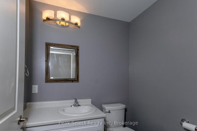275 Mccourt Place — photo 5