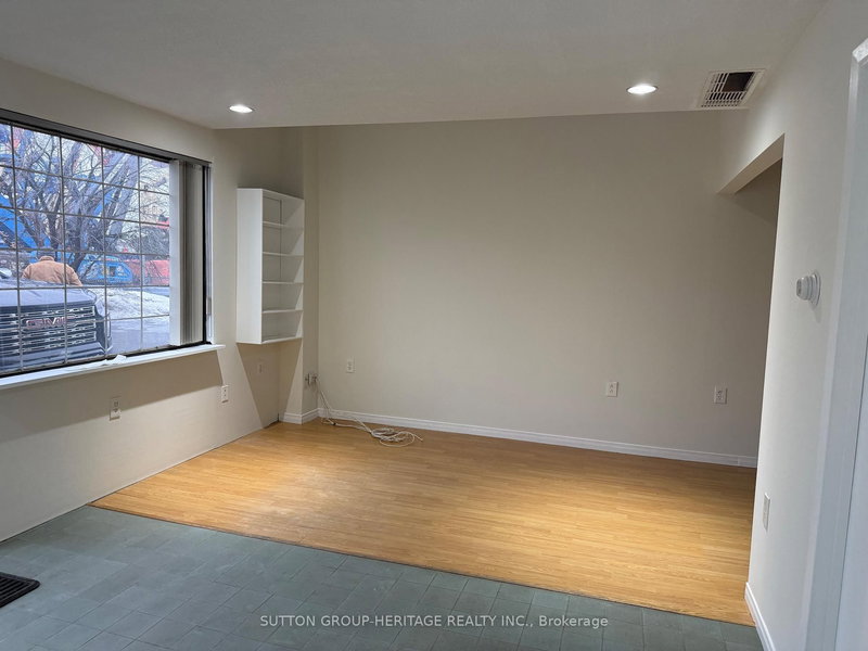 8 - 38 A Bigwin Rd, Hamilton, L8W 3R4 | Image 3