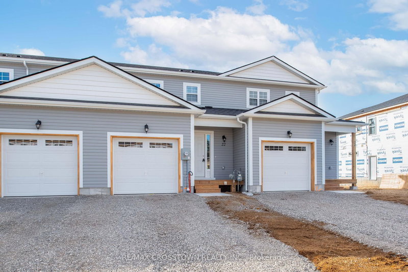 22 McConnell Cres, Bracebridge, P1L 0N7 | Image 2