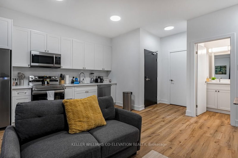 10 - 610 King St E, Hamilton, L8N 1E2 | Image 2