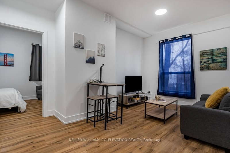 10 - 610 King St E, Hamilton, L8N 1E2 | Image 3