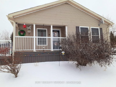 7-152 CONCESSION RD 11 W