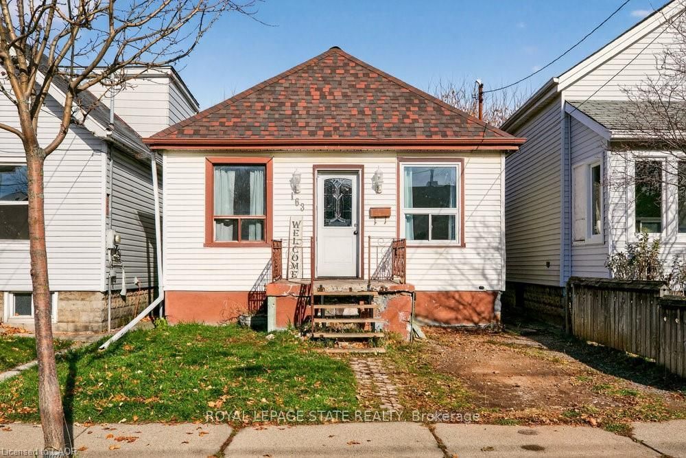 Detached House for sale at 163 Hope Avenue, Hamilton, Ontario, L8H 2E7 - Homeside - MLS: X12663300