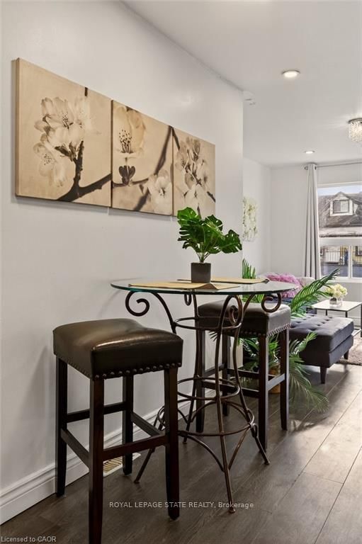 Detached House for sale at 163 Hope Avenue, Hamilton, Ontario, L8H 2E7 - Homeside - MLS: X12663300