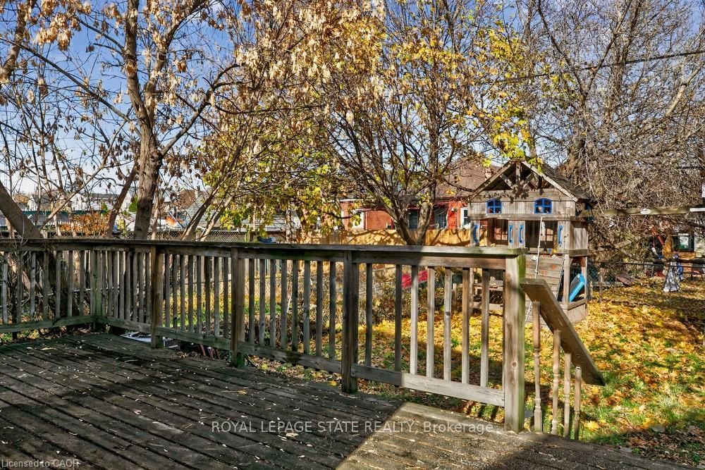 Detached House for sale at 163 Hope Avenue, Hamilton, Ontario, L8H 2E7 - Homeside - MLS: X12663300