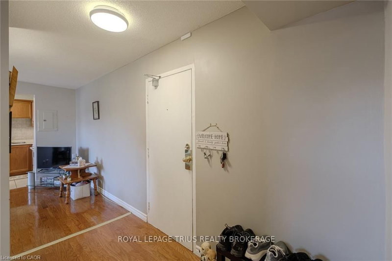 308 - 648 Grey St, Brantford, N3S 4Y3 | Image 2