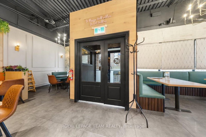 3059 Carling Ave, Ottawa, K2B 7K4 | Image 2