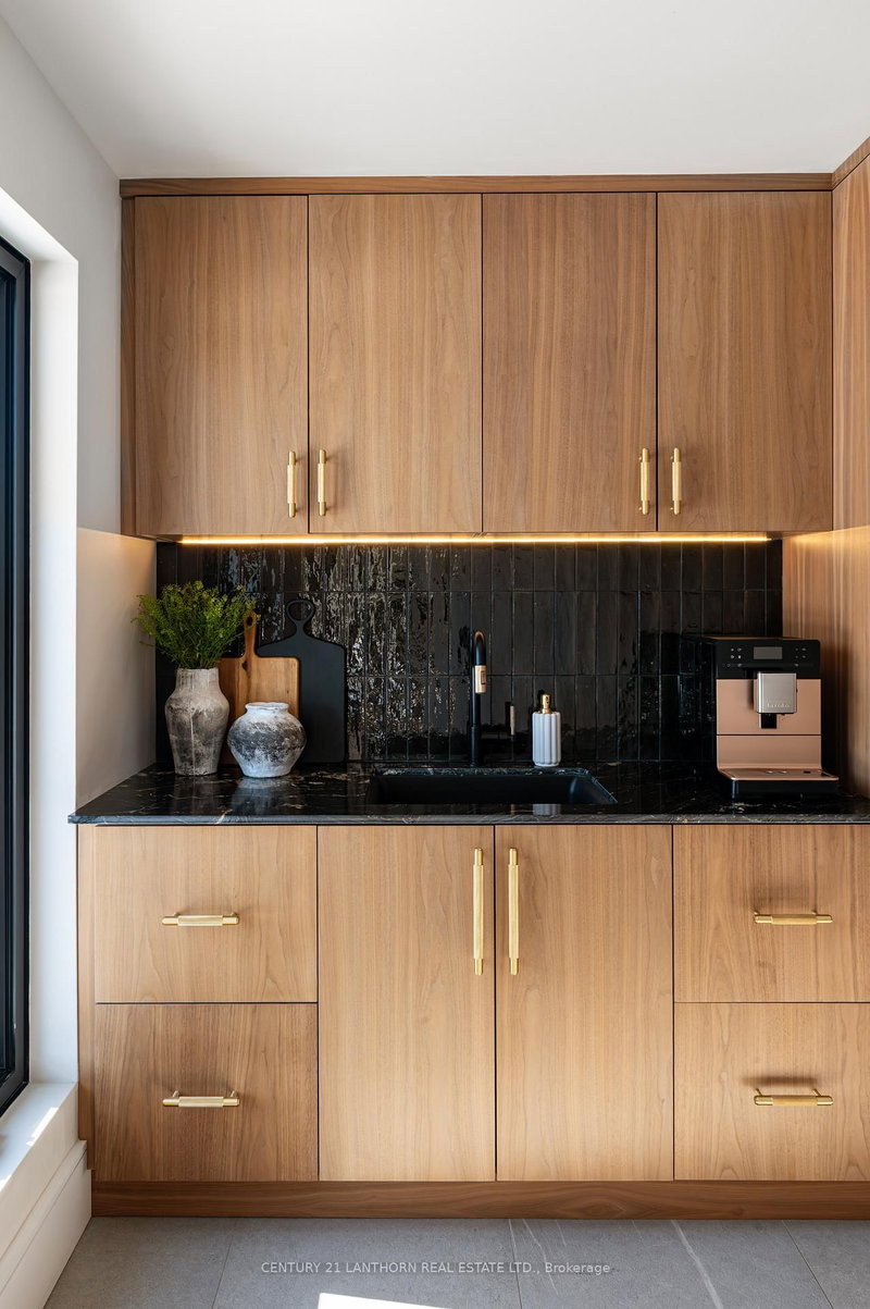 676 Foxton Rd, Belleville, K0K 2Y0 | Image 2