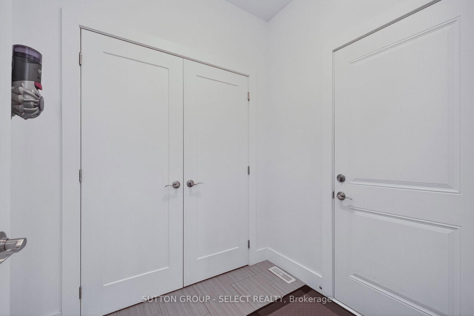 Detached House for sale at 1879 Couldridge Way, London North, Ontario, N6G 5B4 - North S - MLS: X12665310