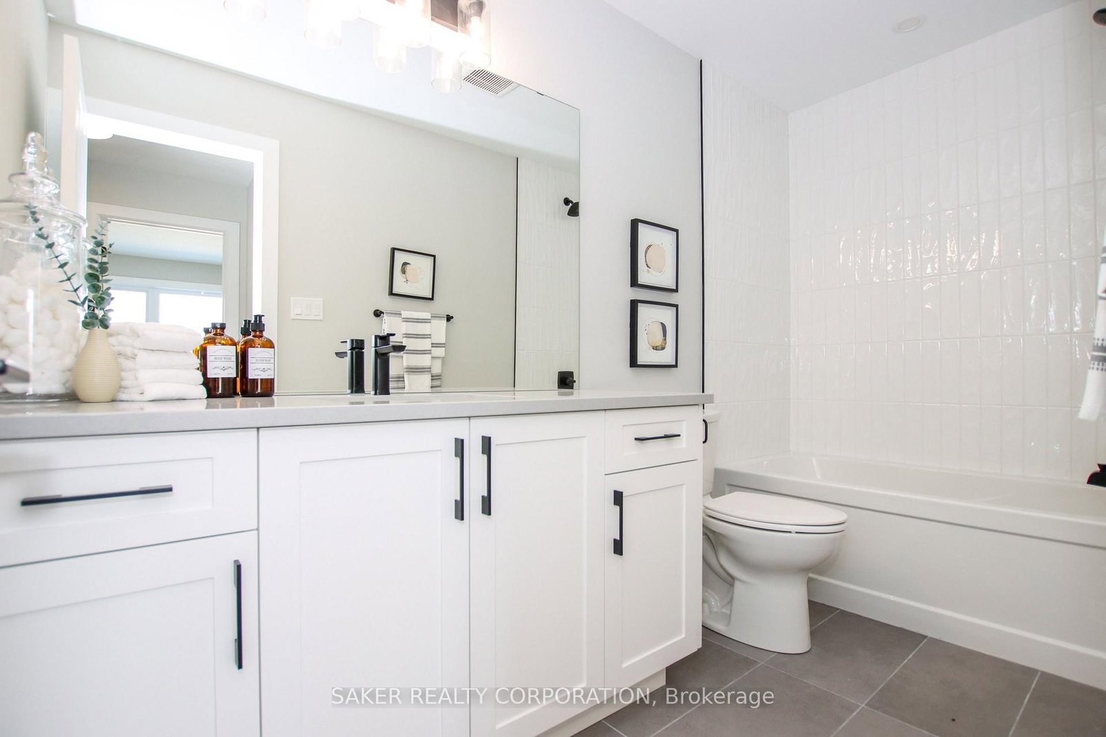 Townhouse for sale at 573 REGENT Street, Strathroy-Caradoc, Ontario, N0L 1W0 - Mount Brydges - MLS: X12665322