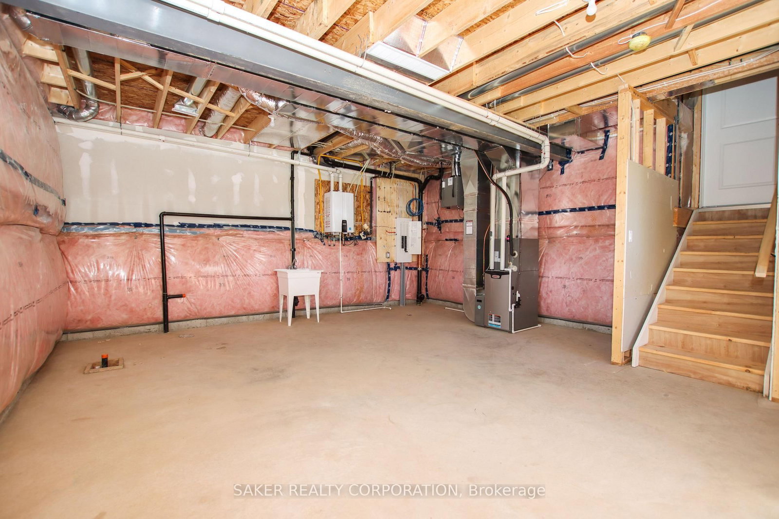 Townhouse for sale at 573 REGENT Street, Strathroy-Caradoc, Ontario, N0L 1W0 - Mount Brydges - MLS: X12665322