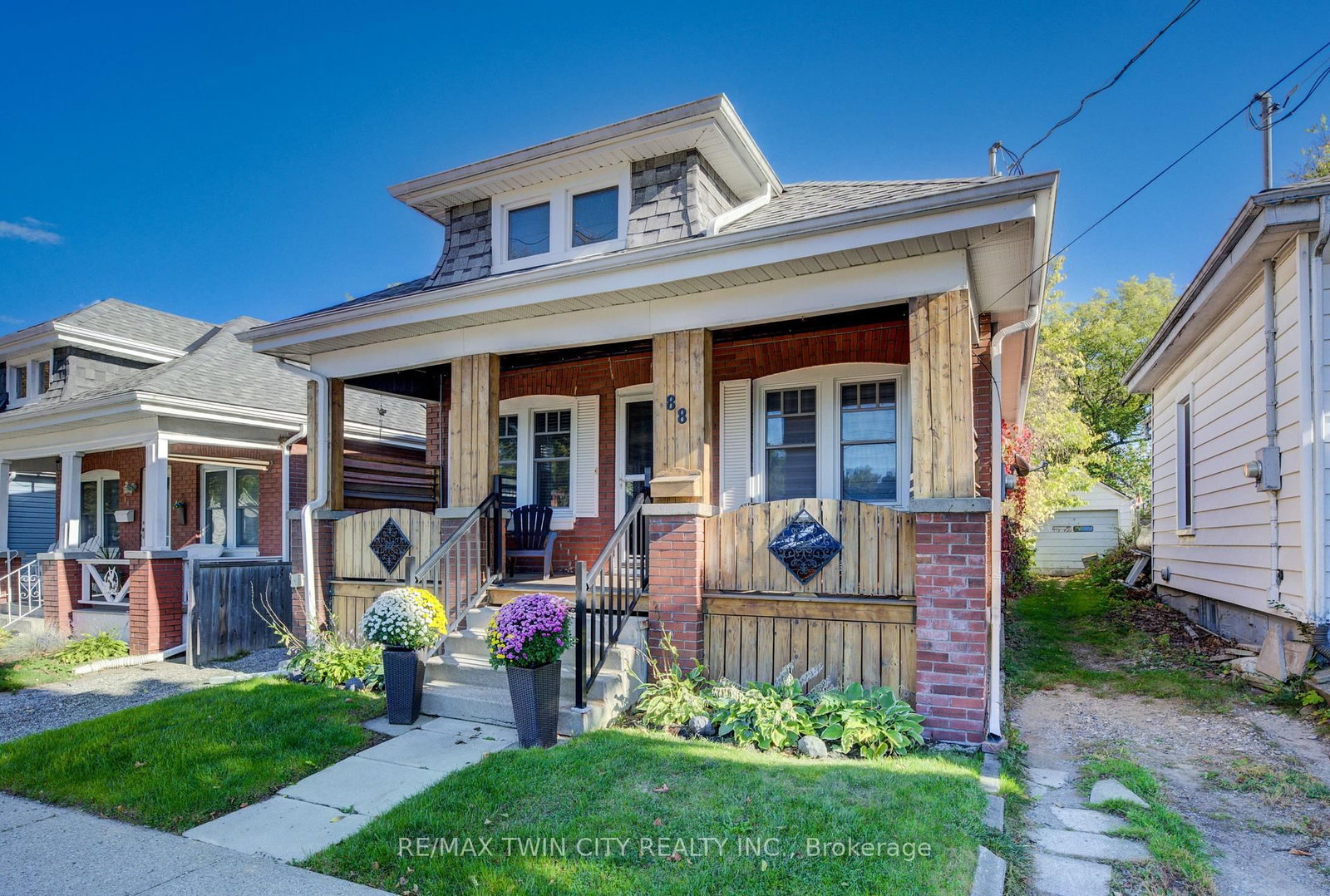 88 WALNUT Street - Photo 3