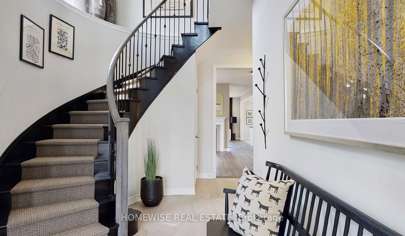 25 York Dr, Peterborough, K9K 0H5 | Image 2