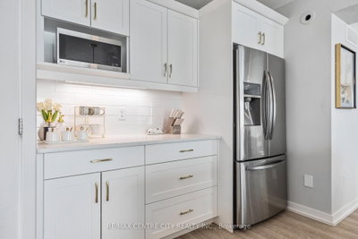 93 Benjamin Parkway • St. Thomas, ON photo 9