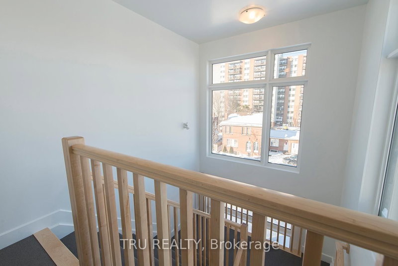 2 - 550 Guy St, Ottawa, K1K 1B9 | Image 2