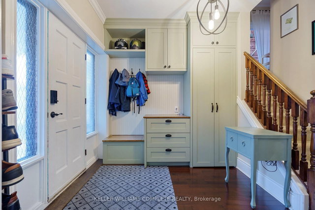 MAIN - 186 Balsam Avenue S