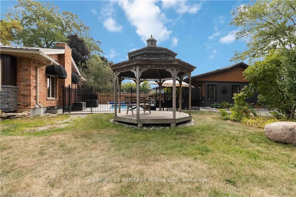 232 Paris Road E - Photo 13