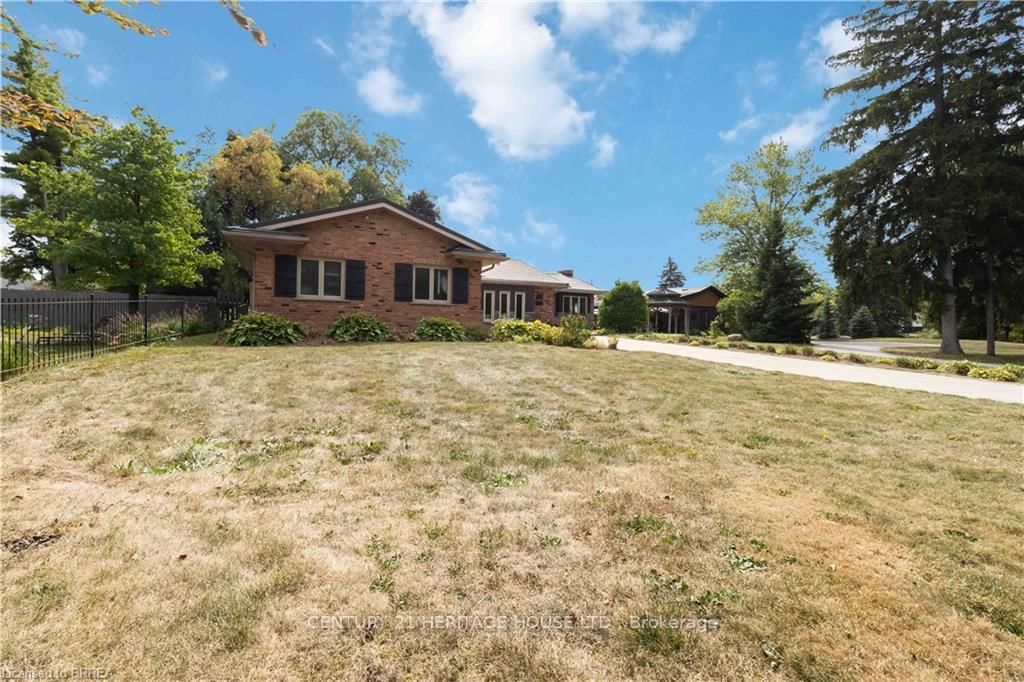 232 Paris Road E - Photo 15