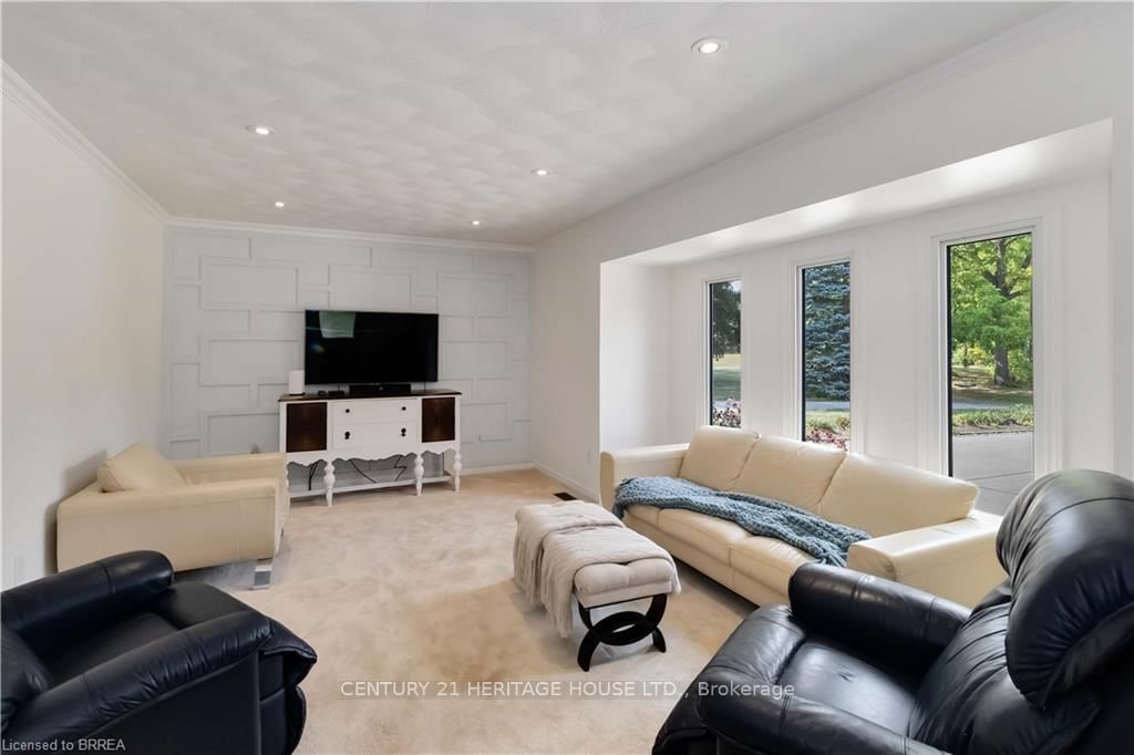 232 Paris Road E - Photo 17