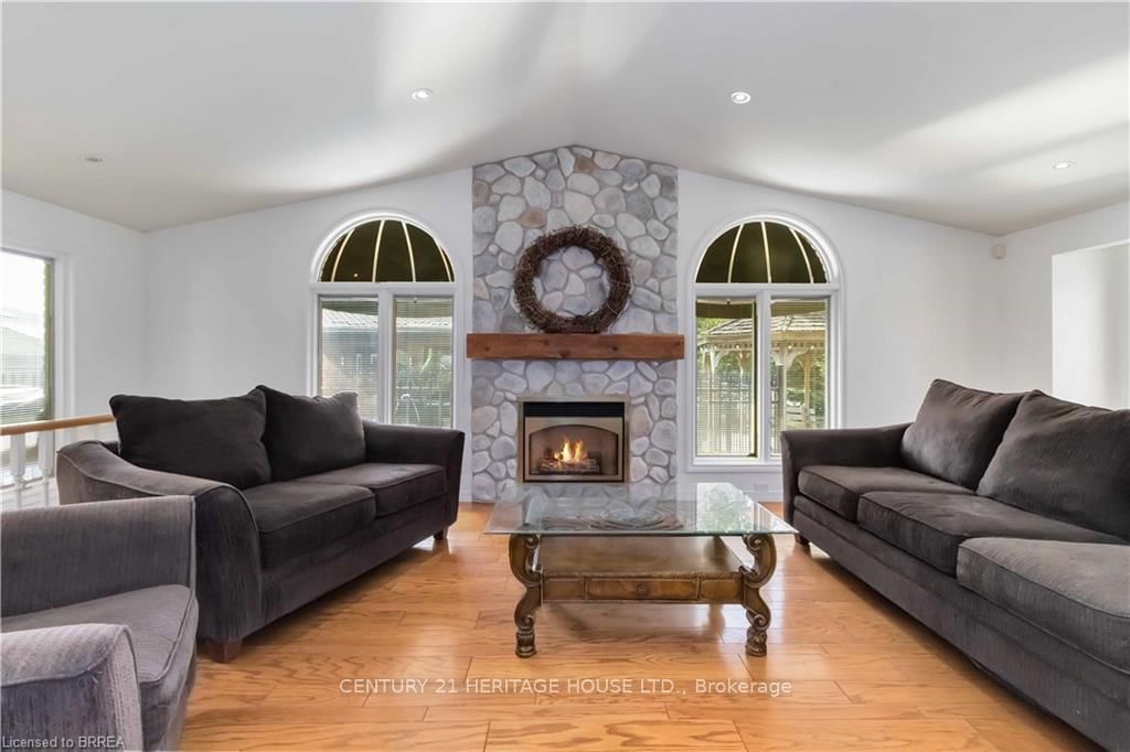 232 Paris Road E - Photo 23